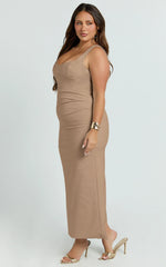 Benita Midi Dress - Scoop Neck Ruched Fitted Dress in Mocha